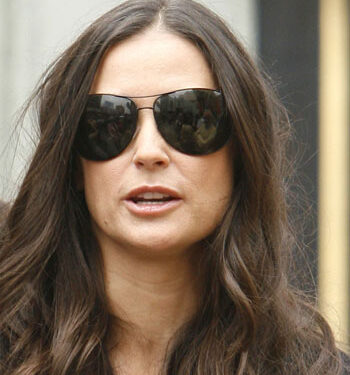 Demi Moore vine în România (cinema)
