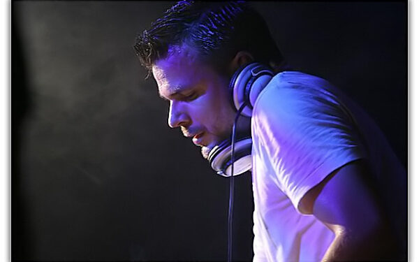 ATB mixeaza in Cluj si in Bucuresti