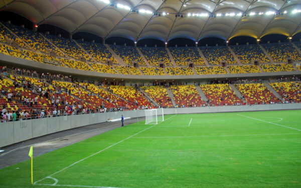 Peste 100.000 de bucureşteni au vizitat Arena Naţională (galerie foto)