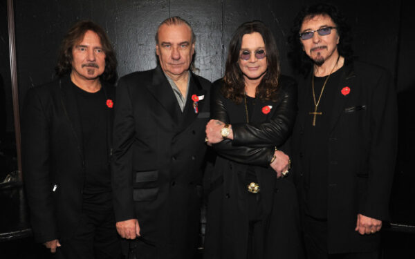 Black Sabbath s-a reunit
