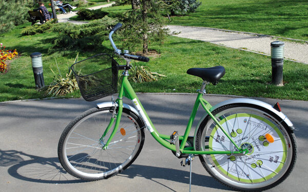 Plimbări gratuite cu bicicleta în parcul Kiseleff